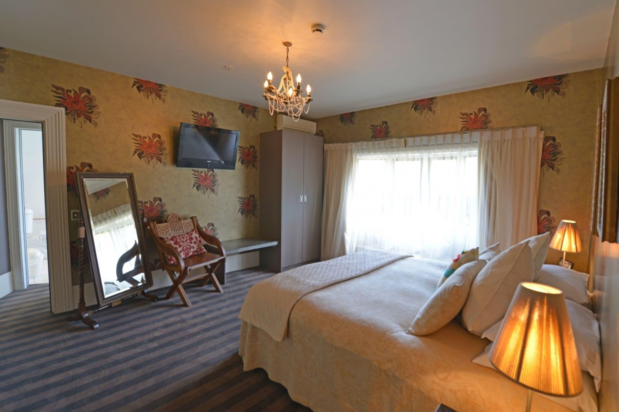 Nice Hotel นิวพลีมัธ ภายนอก รูปภาพ